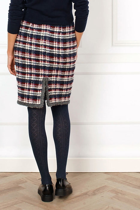 SKIRT KNEE SLIT AT BACK 3