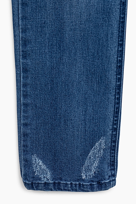BOYS’ RAW SLIM JEANS WITH PLACED DISTRESSING 4