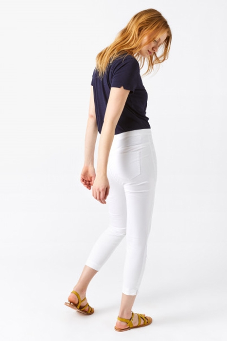 JADE JEGGING CROPS WHITE 3