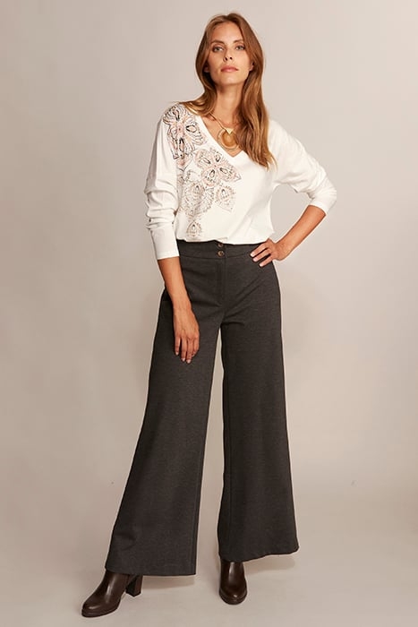 V-NECK LOOSE TEE LS + DECO WHITE 3