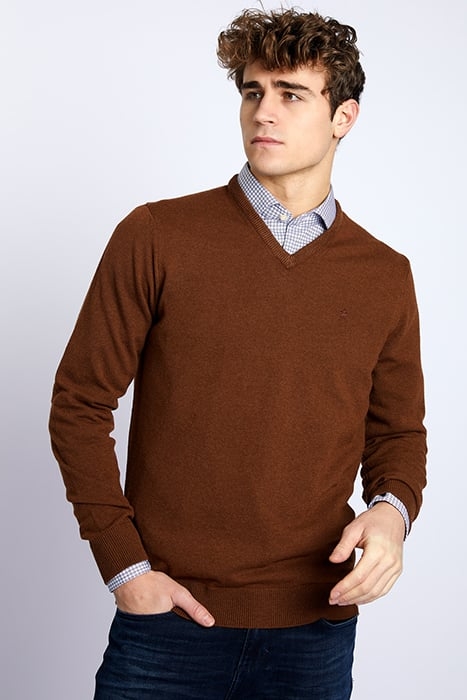 LBW BSC V-NECK NF SWT BROWN 2