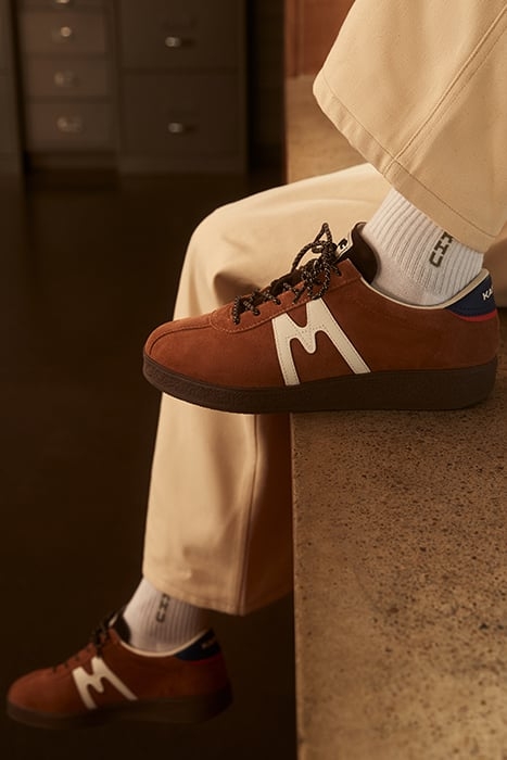 TRAMPAS-BROWN SUGAR/BRIGHT WHITE 3