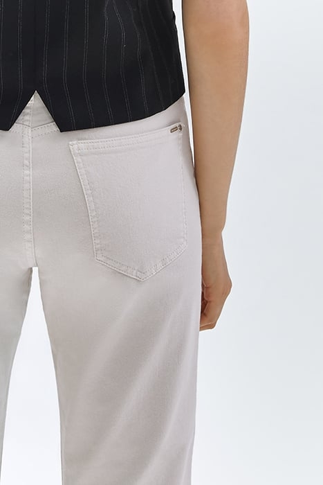 BEIGE CROPPED SLOUCHY JEANS 4