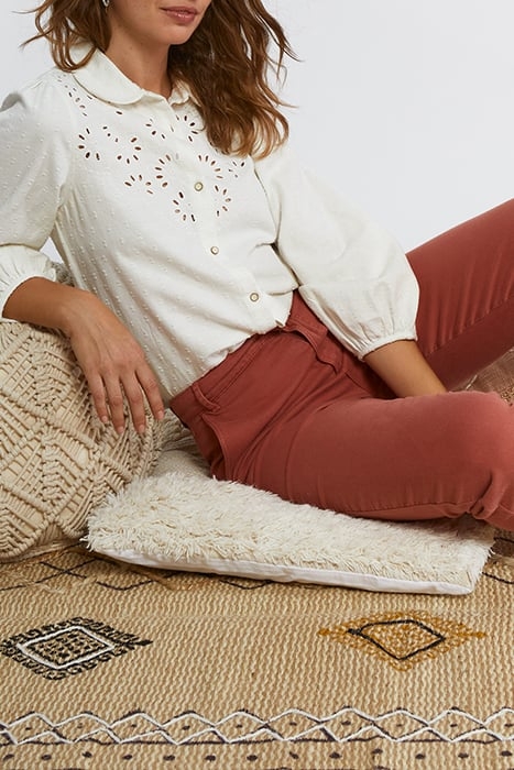 ECRU EYELET EMBROIDERY DICKEY SHIRT 4