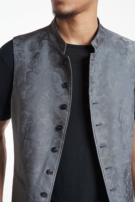 BUTTON FRONT CLOSURE VEST WITH STAND UP IRON GREY 3