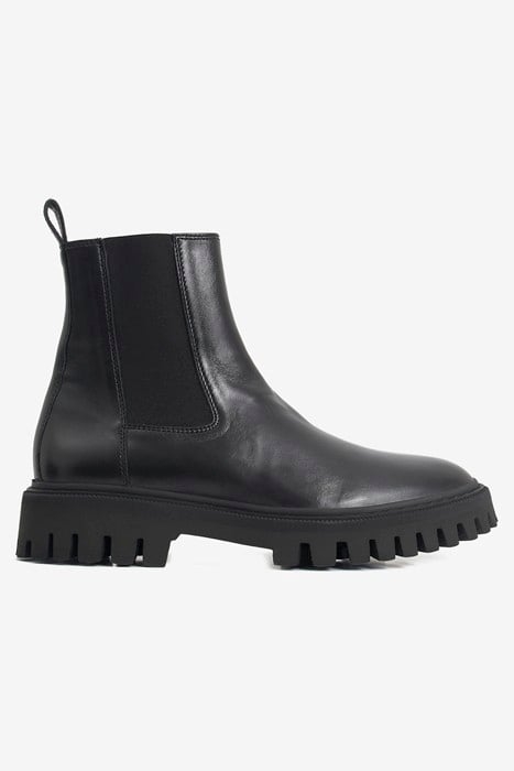 KOSMIC ITEM IN CHELSEA BLACK 1