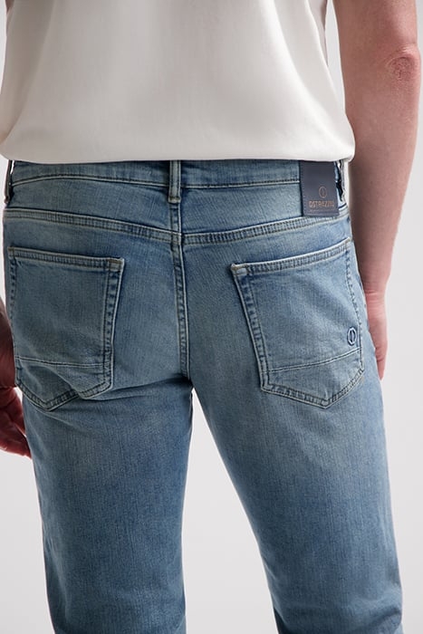 DS_SIR B. CALIFORNIA GREEN CALIFORNIA GREEN 5