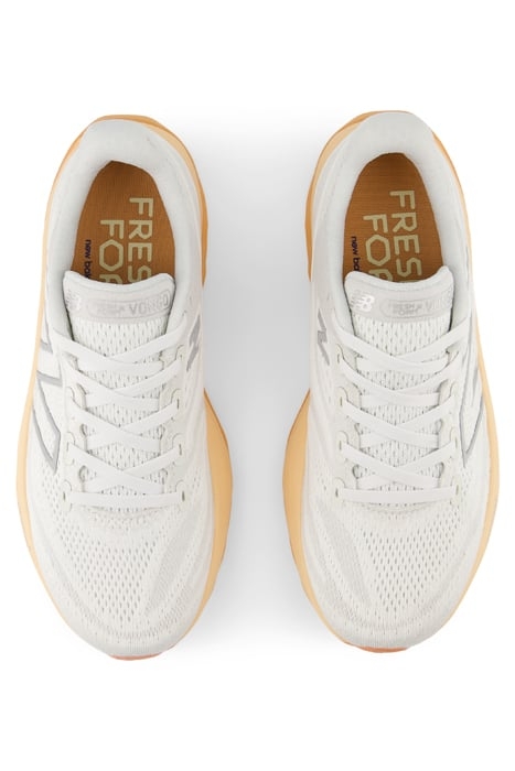 WVNGOCB6 SNEAKERS IN REFLECTION 3