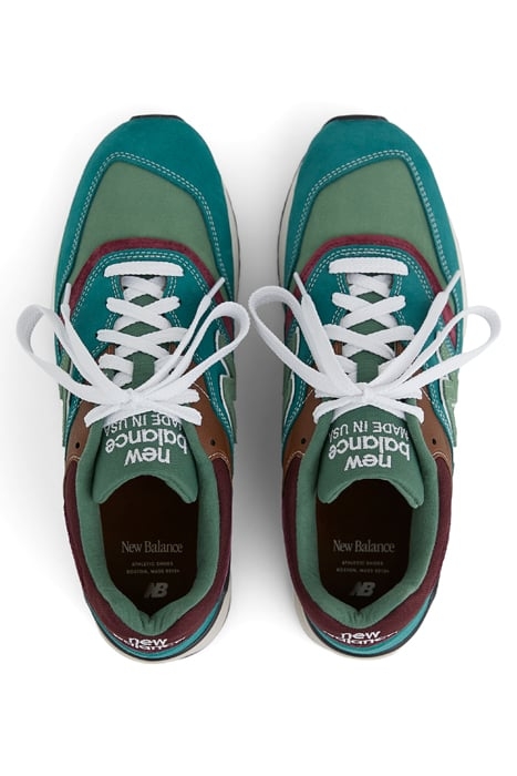 U997TB MADE IN USA SNEAKERS IN VINTAGE TEAL 3