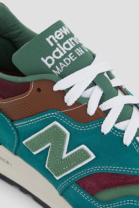U997TB MADE IN USA SNEAKERS IN VINTAGE TEAL 7