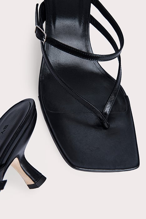 DESIREE BLACK CREASED LEATHER BLACK 3