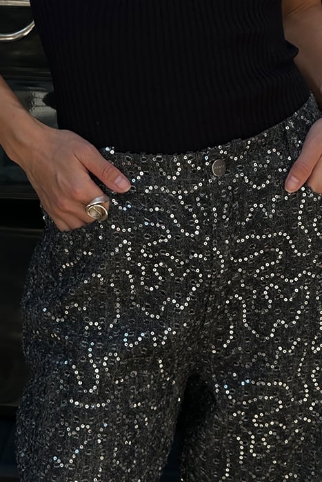 PHOEBE EMBELLISHED STRAIGHT JEANS WASHED BLACK 6