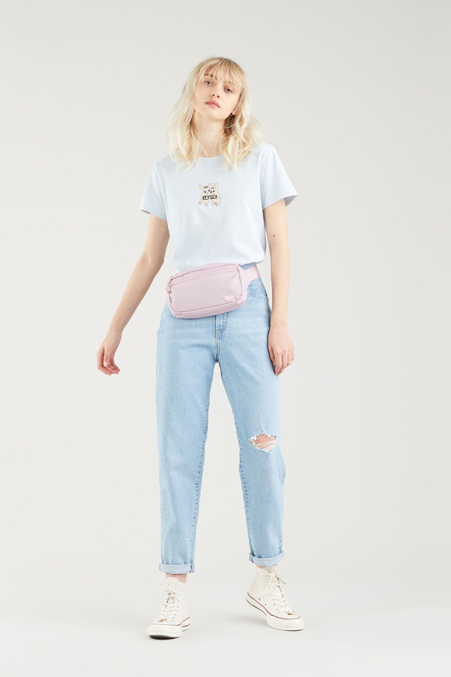 HIGH WAISTED TAPERED MOM JEANS 5