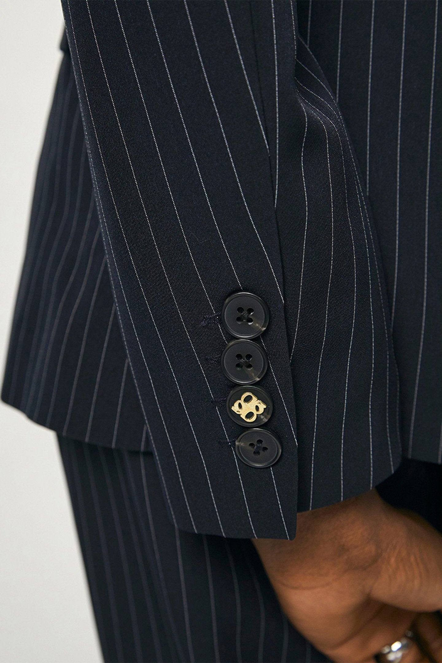 NEIGE PINSTRIPE BLAZER NAVY INK 4