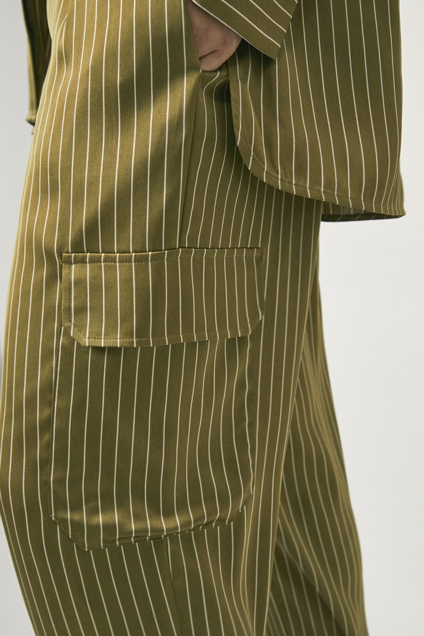 HARLOW PINSTRIPE PANTS GREEN CLAY 5