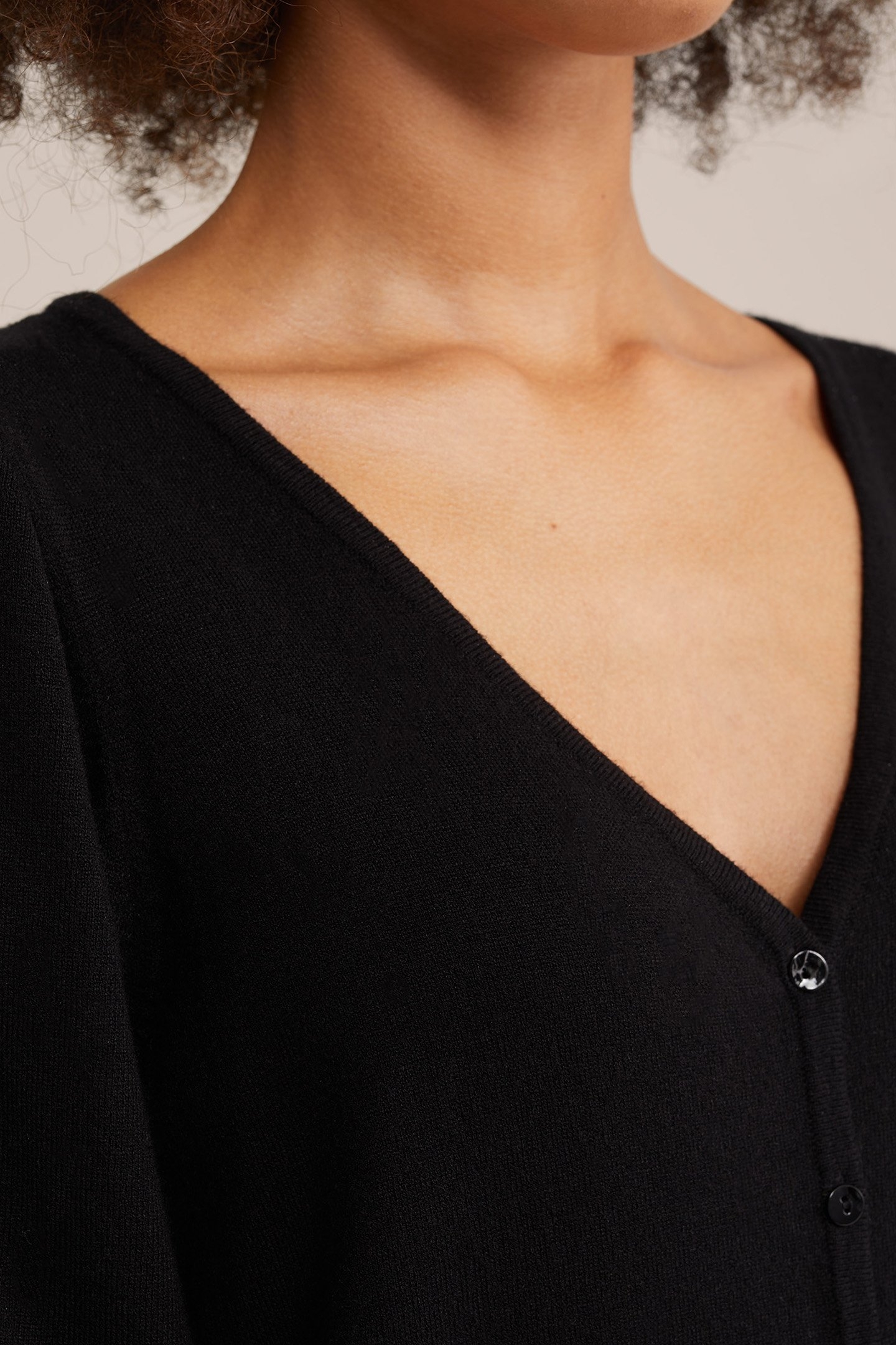 KNITTED CARDIGAN BLACK 6