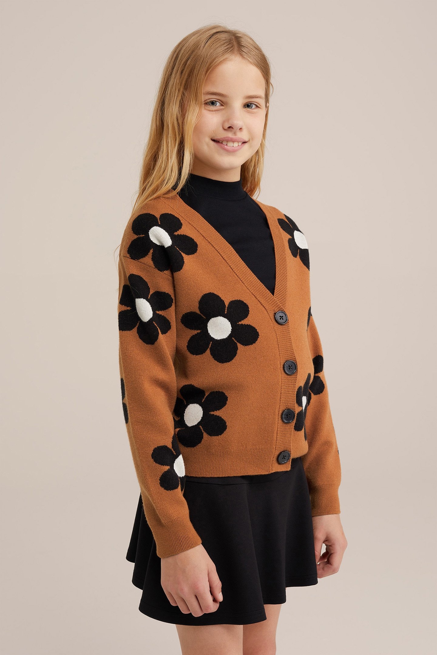 KNITTED CARDIGAN BROWN 1