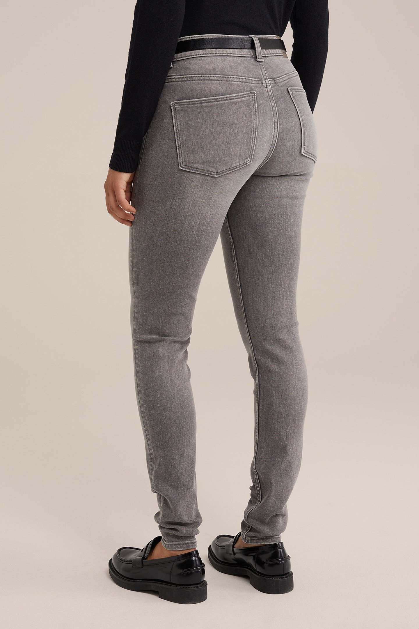 5-POCKET MID WAIST LIGHT GREY 2