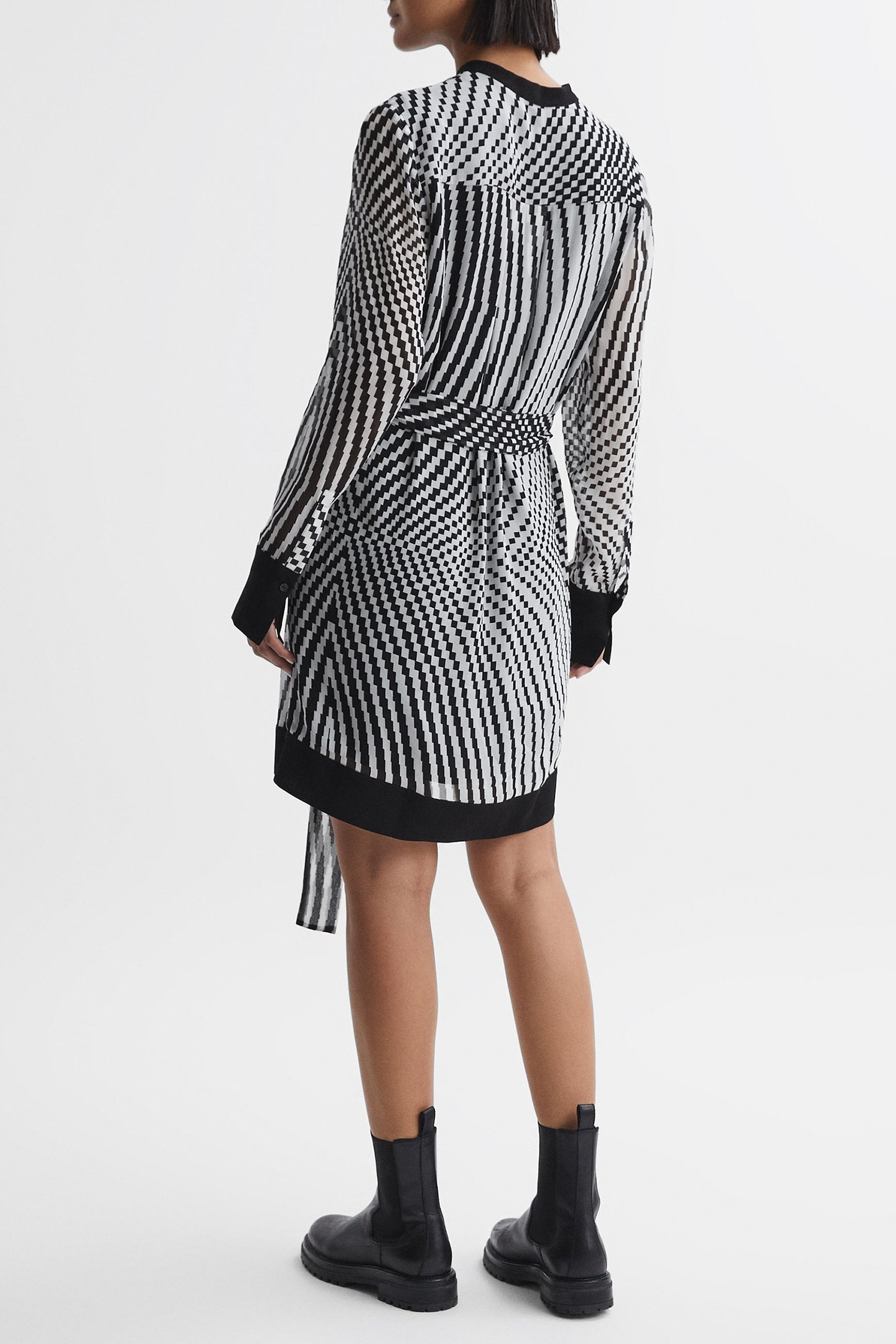 CHECK FLIPPY BLACK/WHITE 3