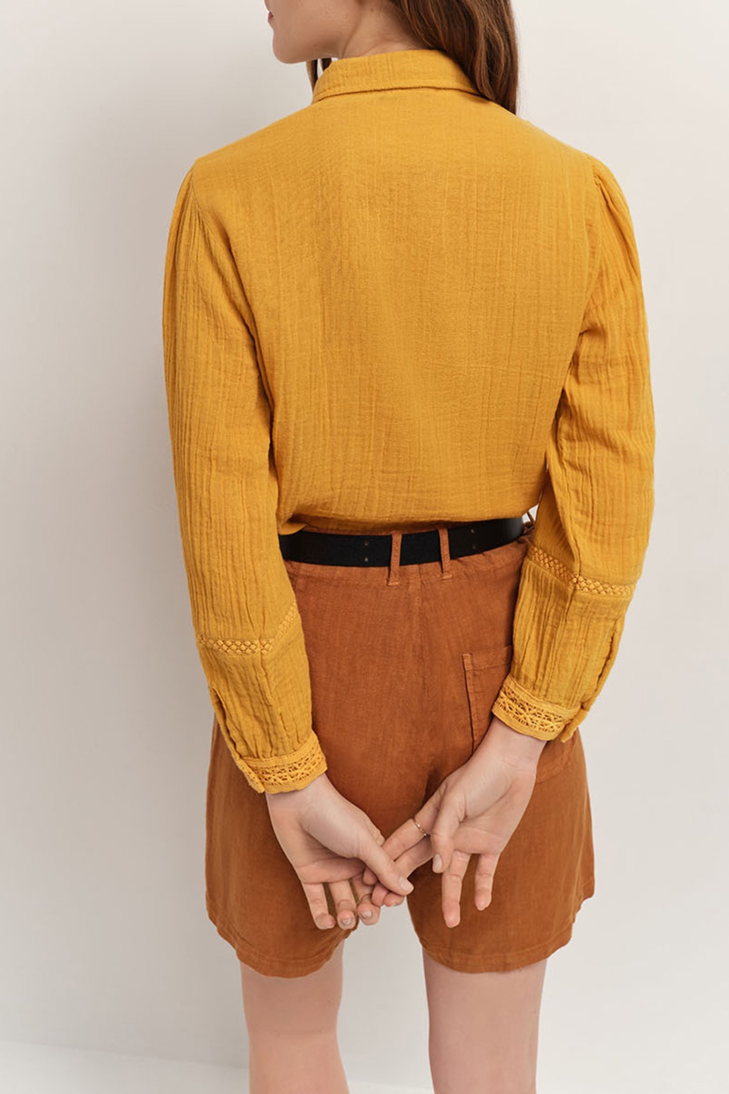 PODIUM - CARAMEL LINEN SHORTS CAMEL 3