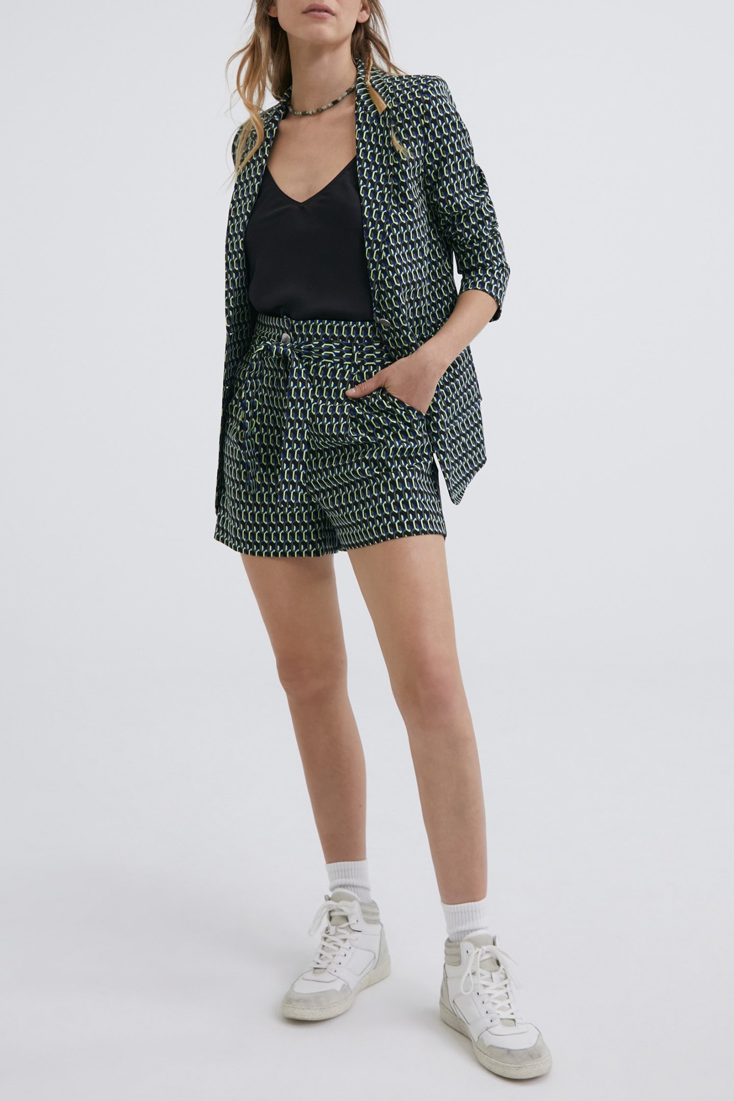 BLACK GRAPHIC PRINT SUIT JACKET 3