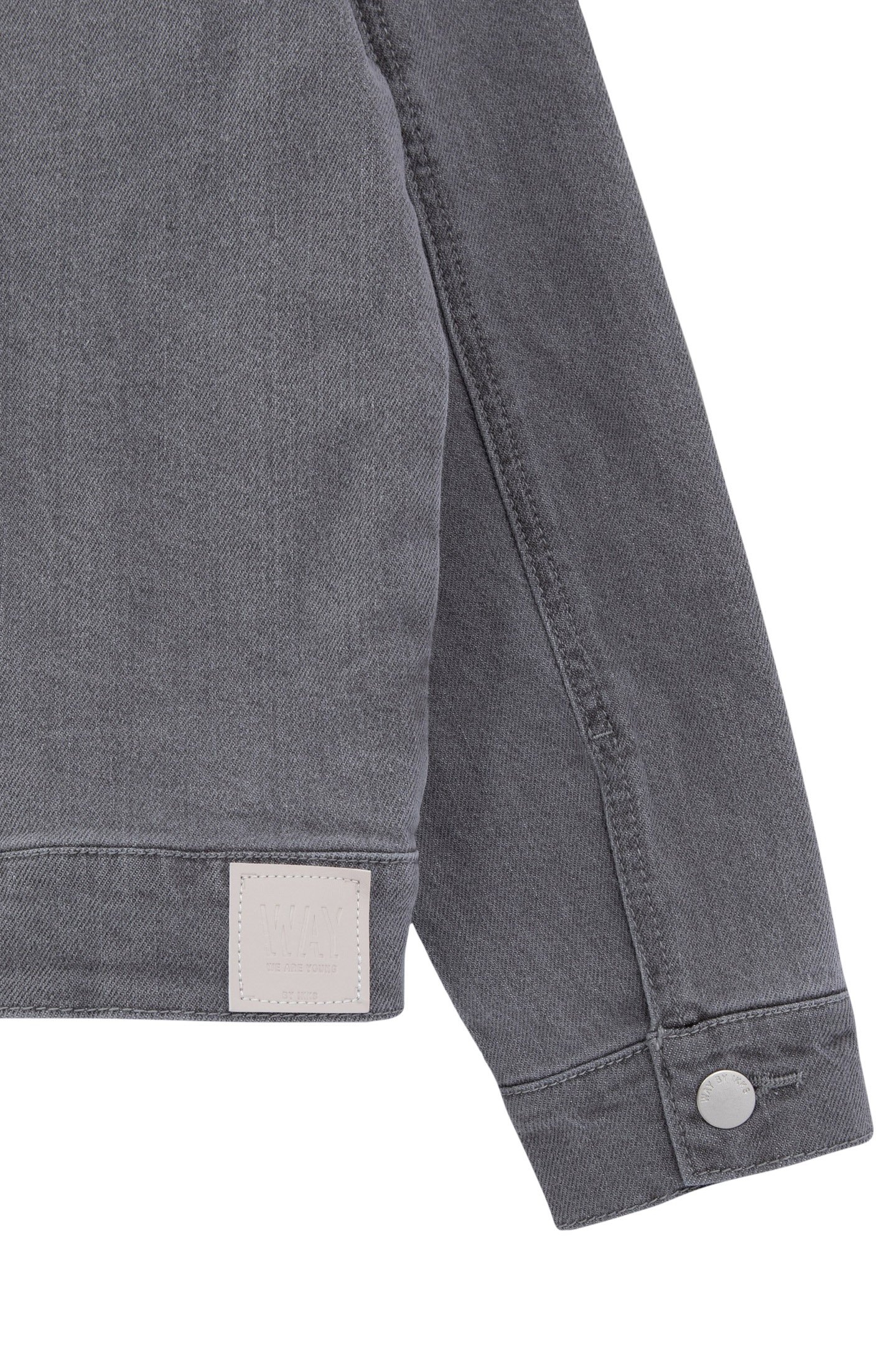 BOYS’ GREY WATERLESS DENIM JACKET WITH DETACHABLE HOOD 6