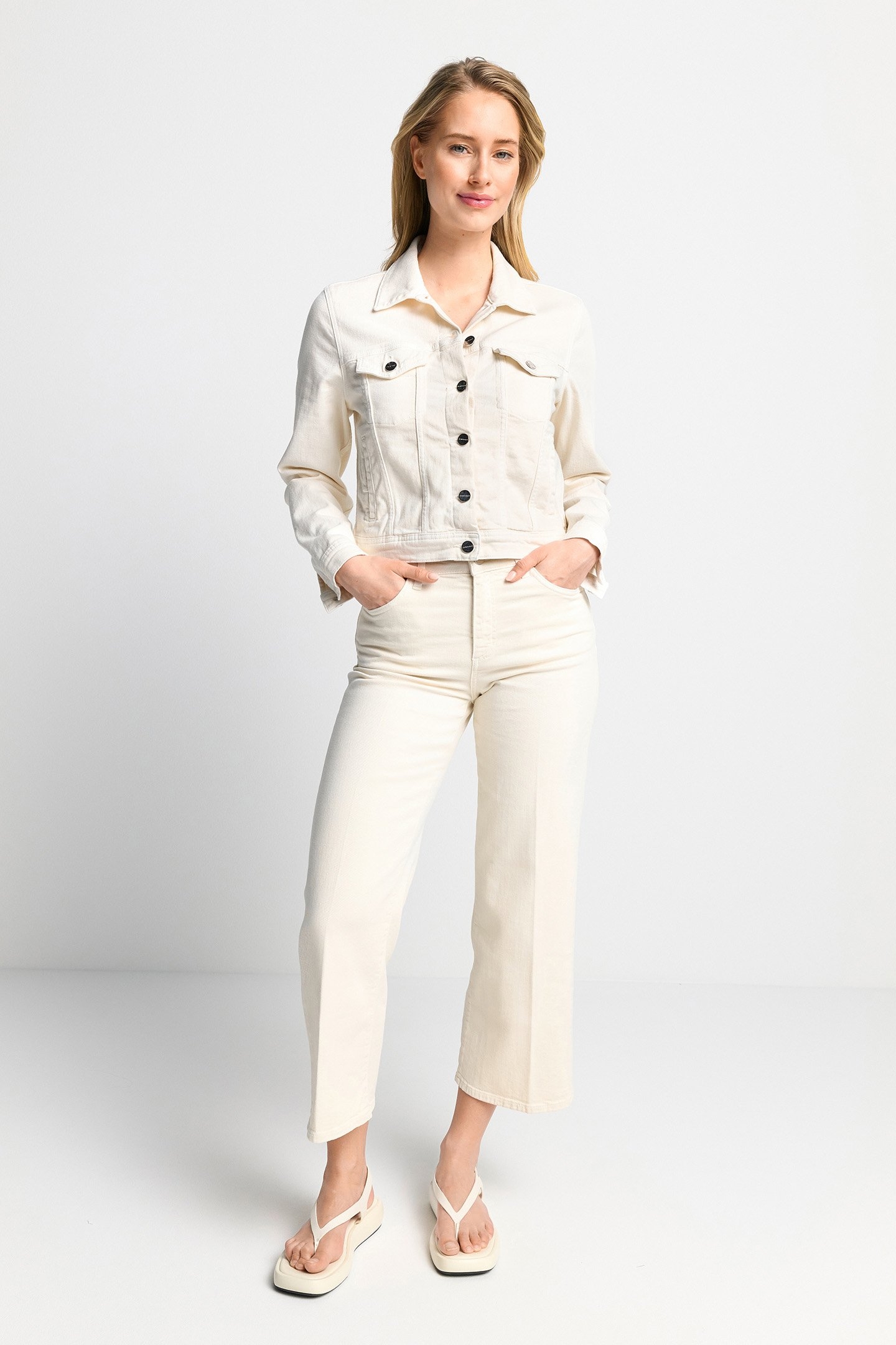 WHITE DENIM JACKET ORGANIC WHITE 2