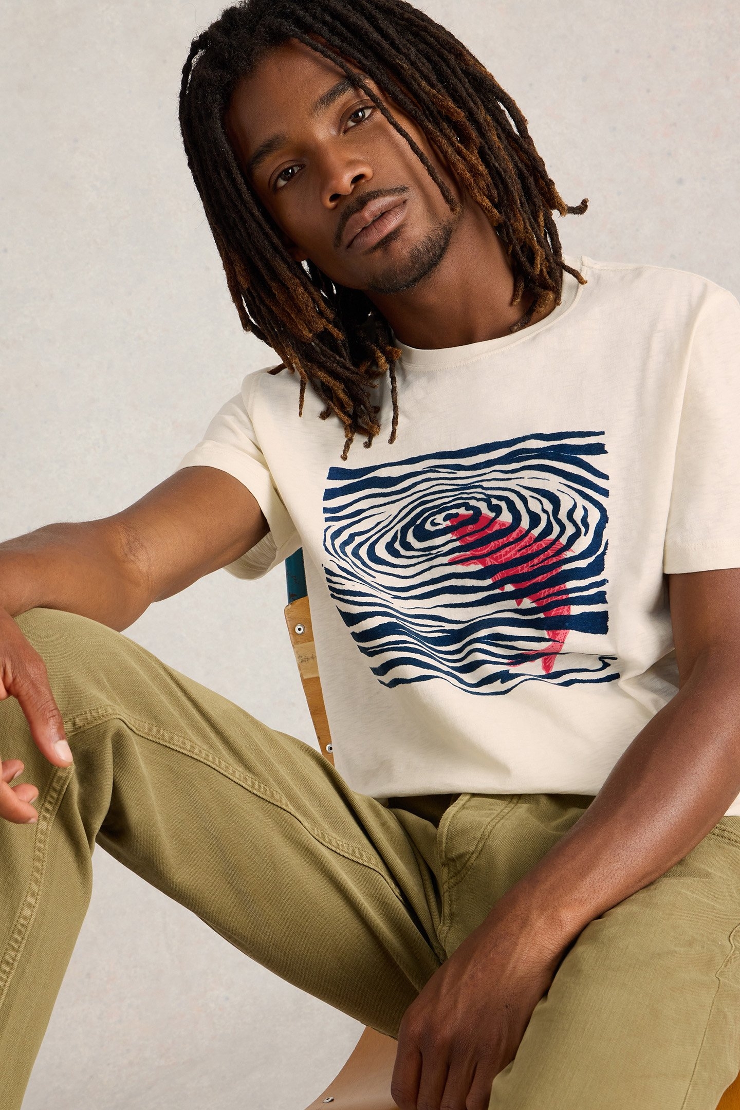 FISH FLOCK GRAPHIC TEE WHITE PRINT 4