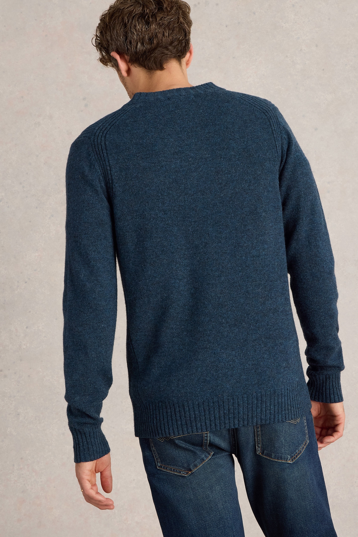 LAMBSWOOL HENLEY DARK NAVY 2