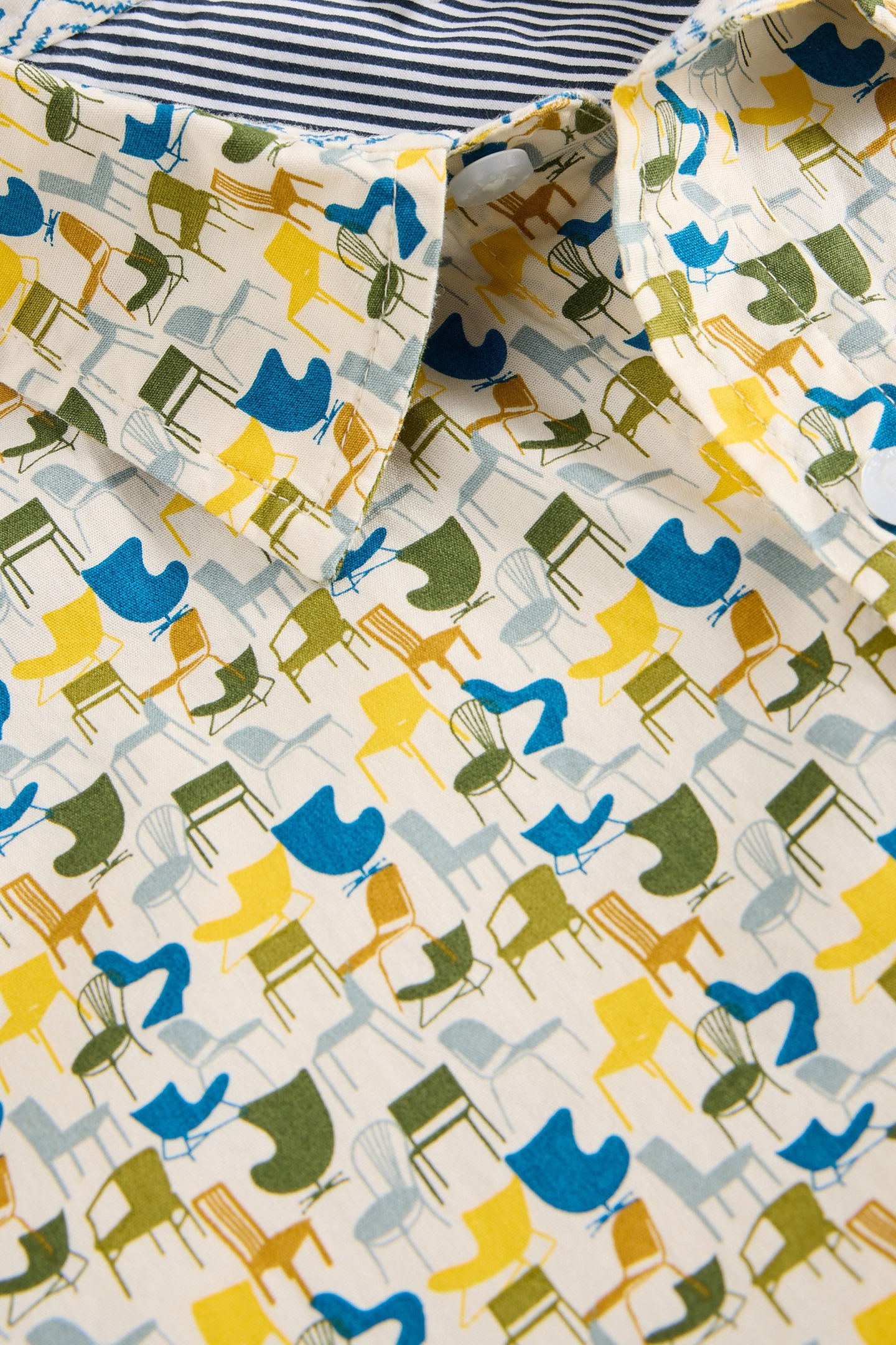 MULTI CHAIR PRINTED SHIRT WHITE MULTI 6