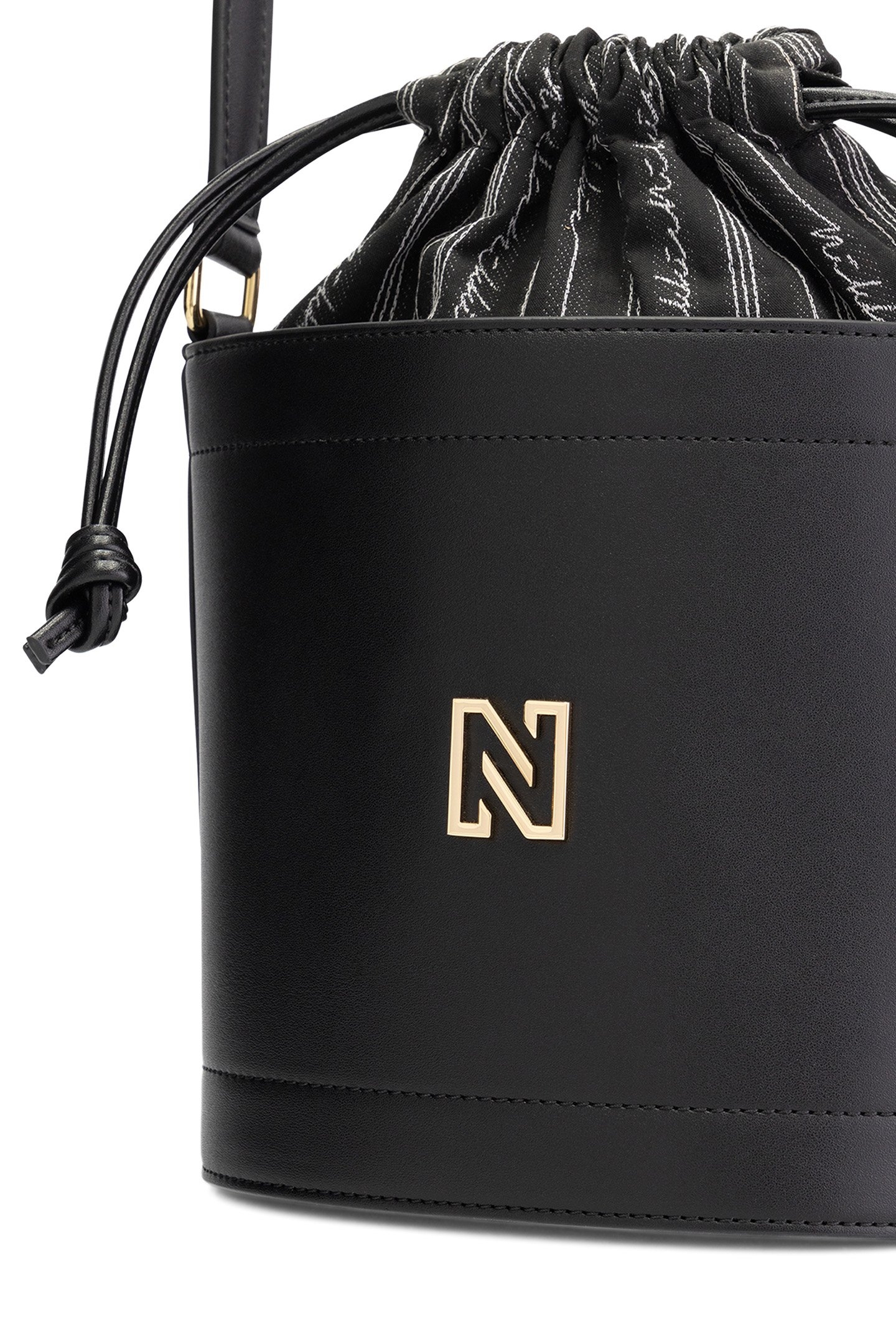 DALLAS BUCKET BAG BLACK 4