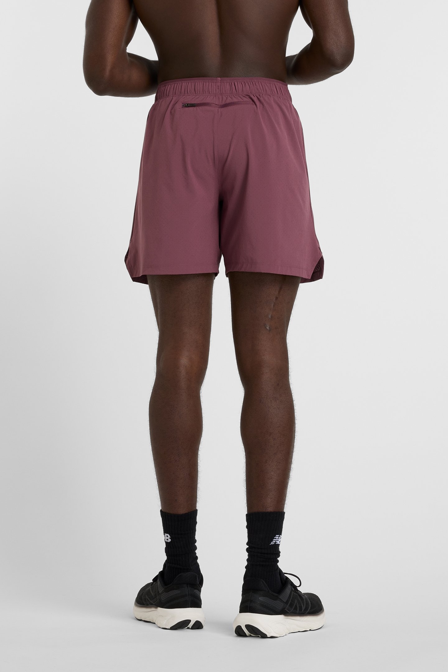 RUNNING SHORTS IN WINE 2