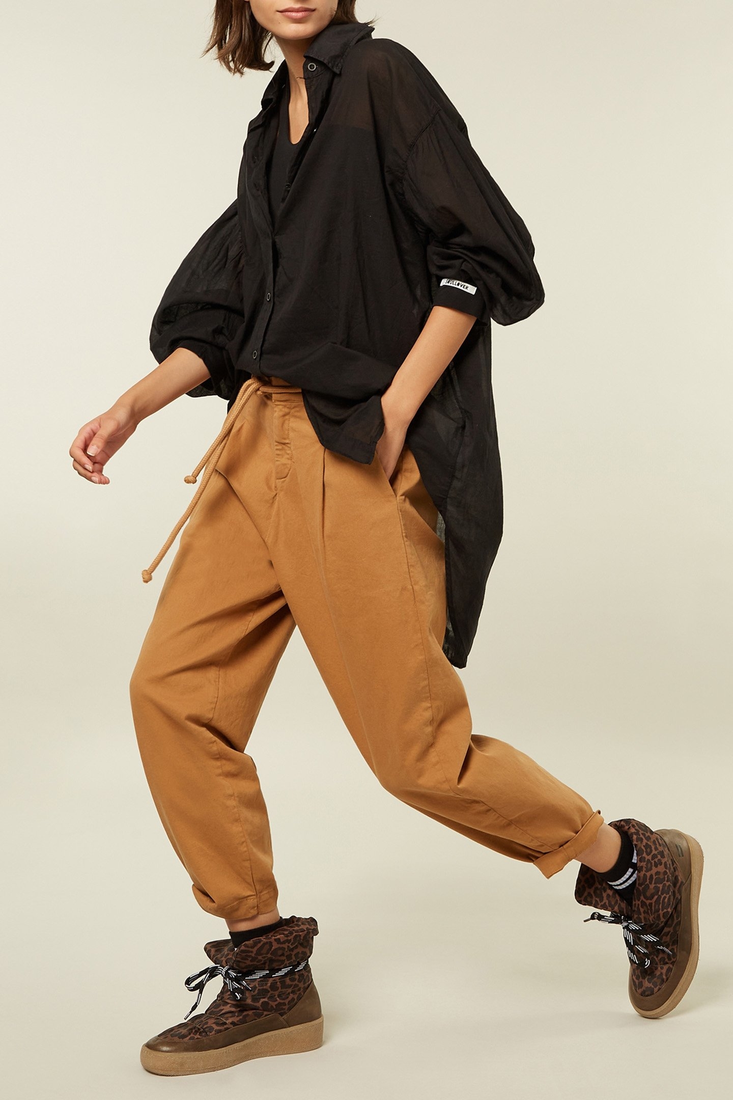 CROPPED PANTALON CARAMEL 7