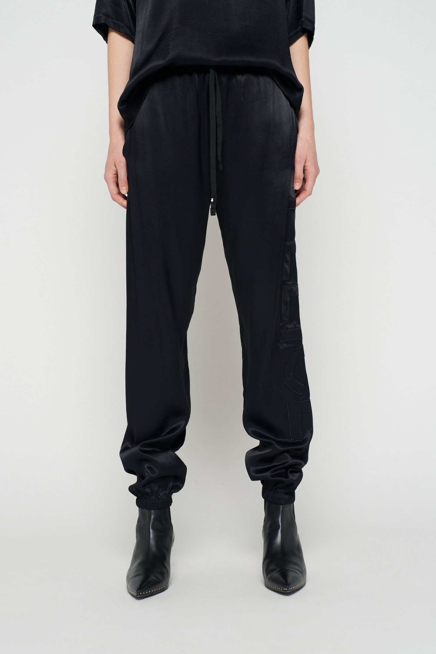 SMOKING JOGGER BLACK 1
