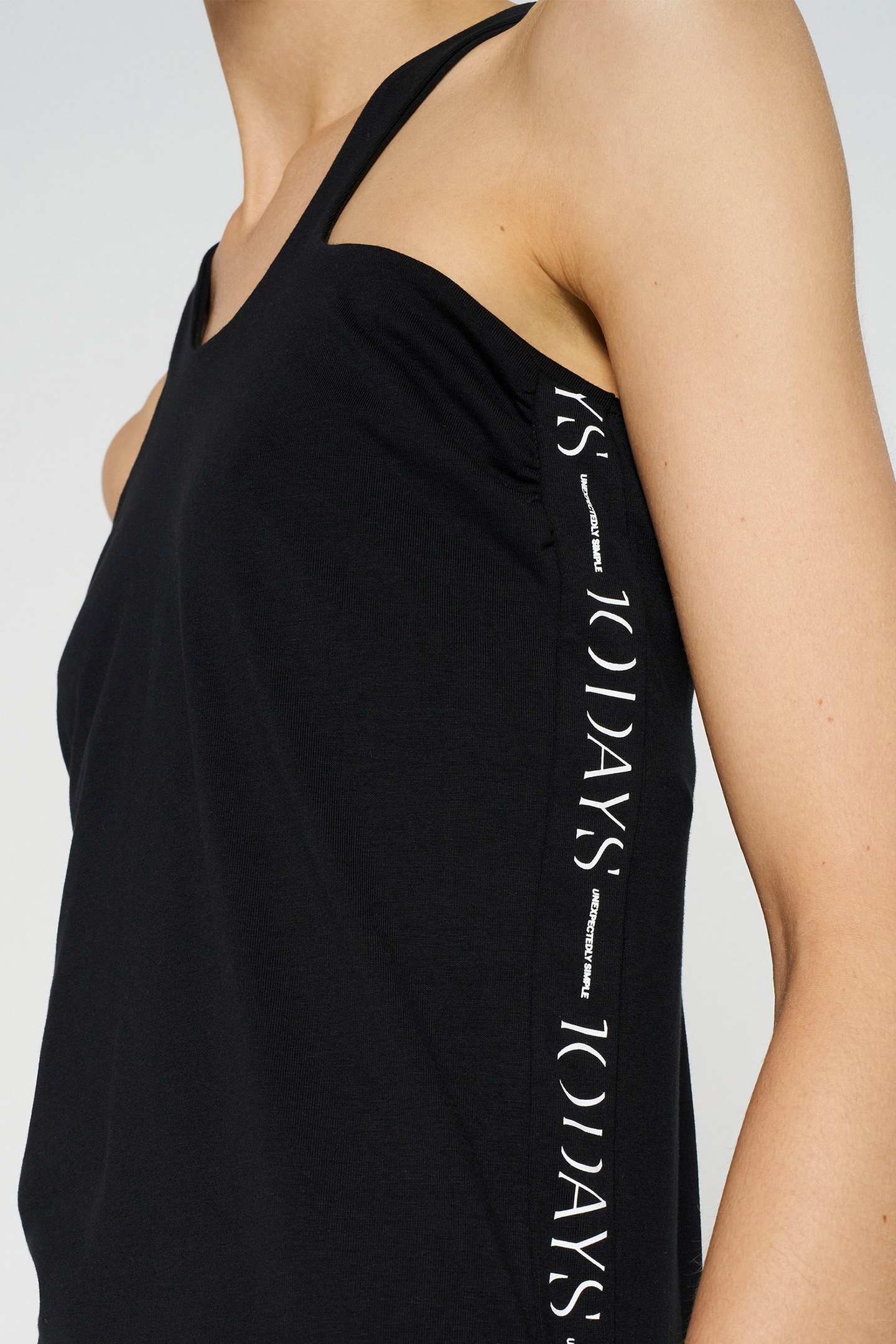 SPORTY WRAPPER BLACK 6