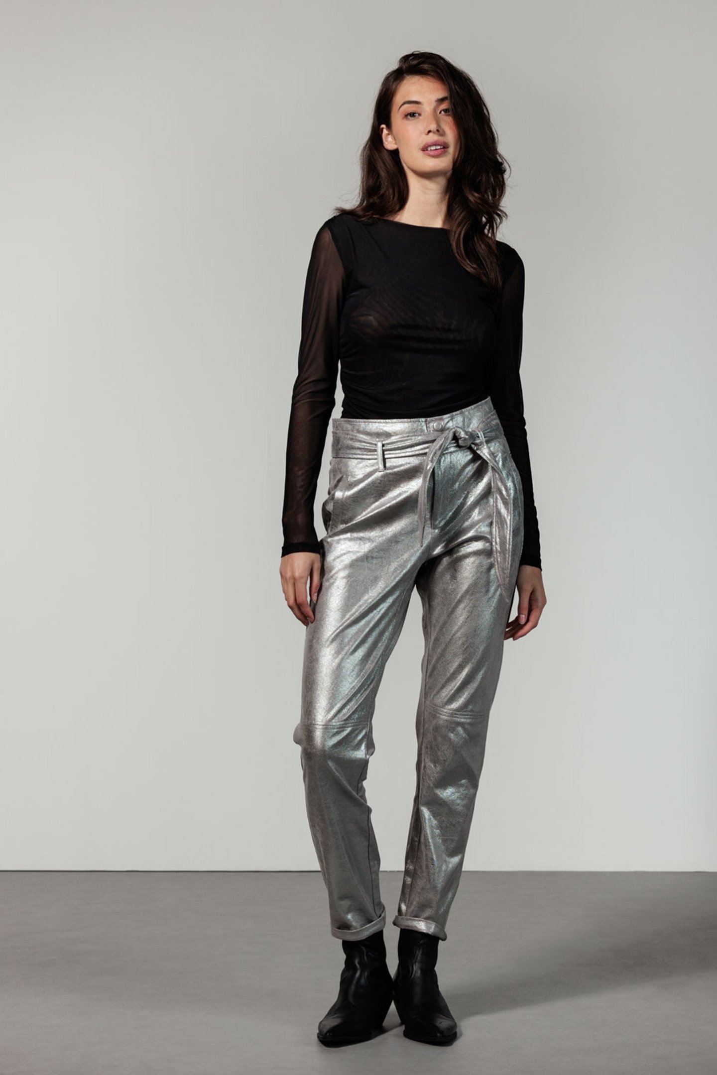 TROUSERS BELTED COATED SILVER 1