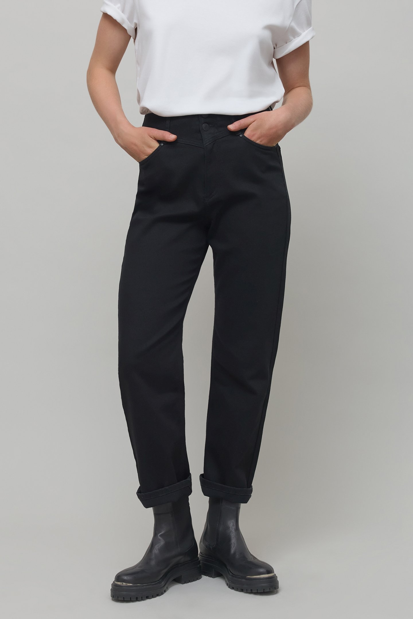 SLOUCHY BLACK COTTON CROPPED DENIM JEANS 1