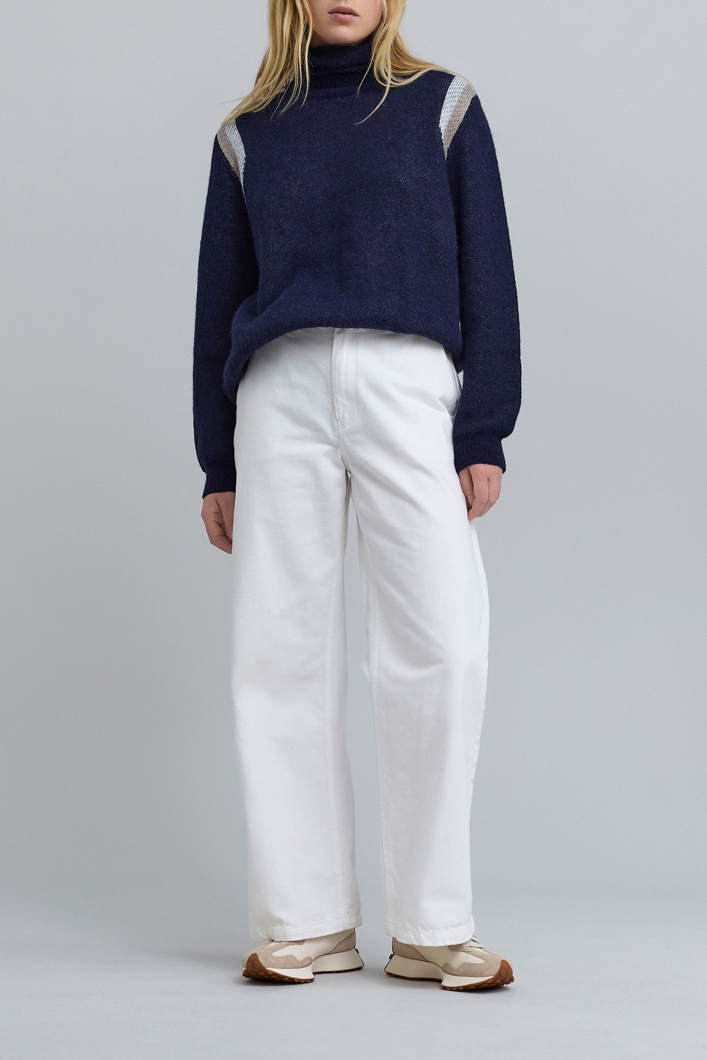 NAVY KNIT JACQUARD STRIPED SWEATER 3