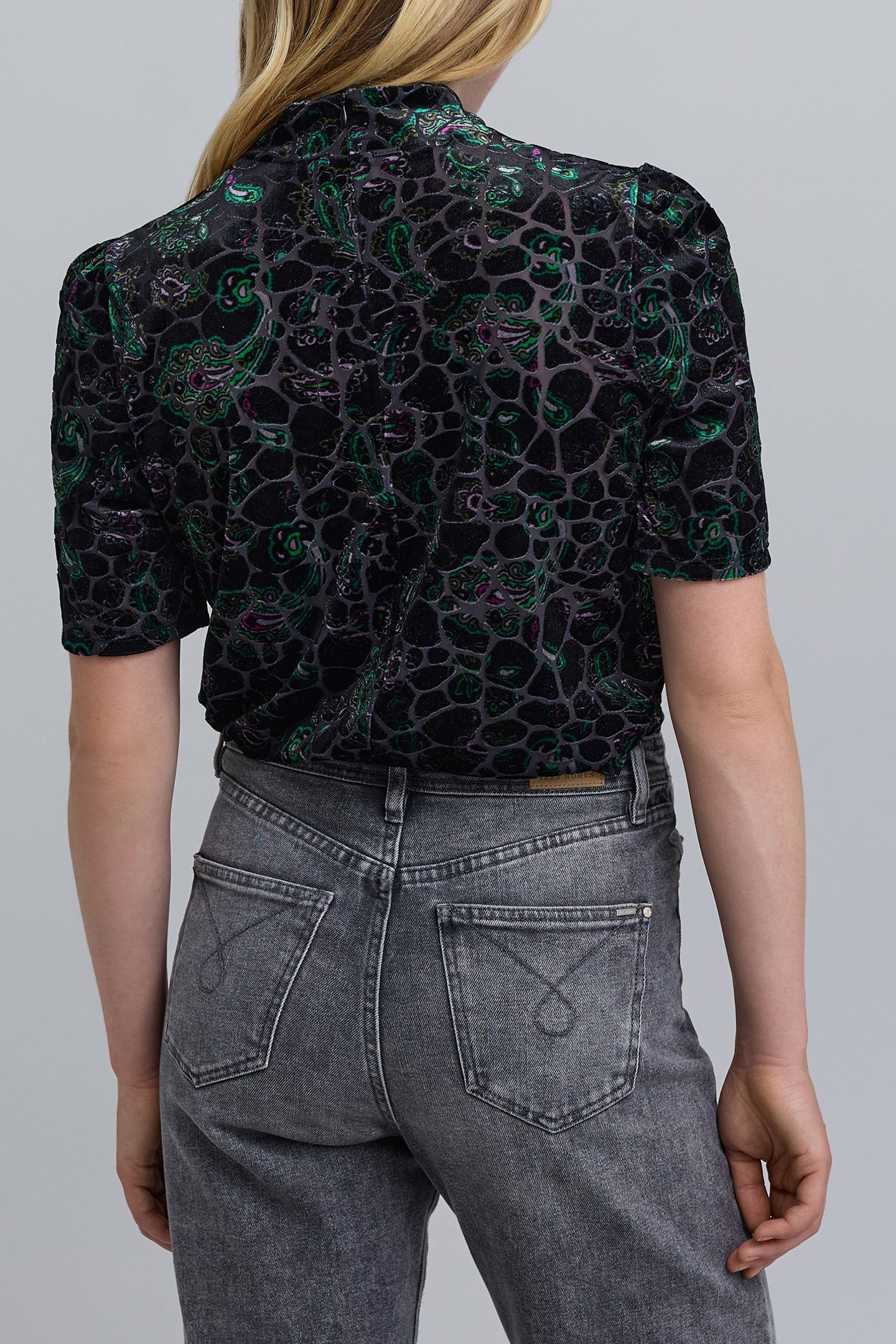 BLACK BAROQUE PAISLEY VELVET DEVOURED TOP 2