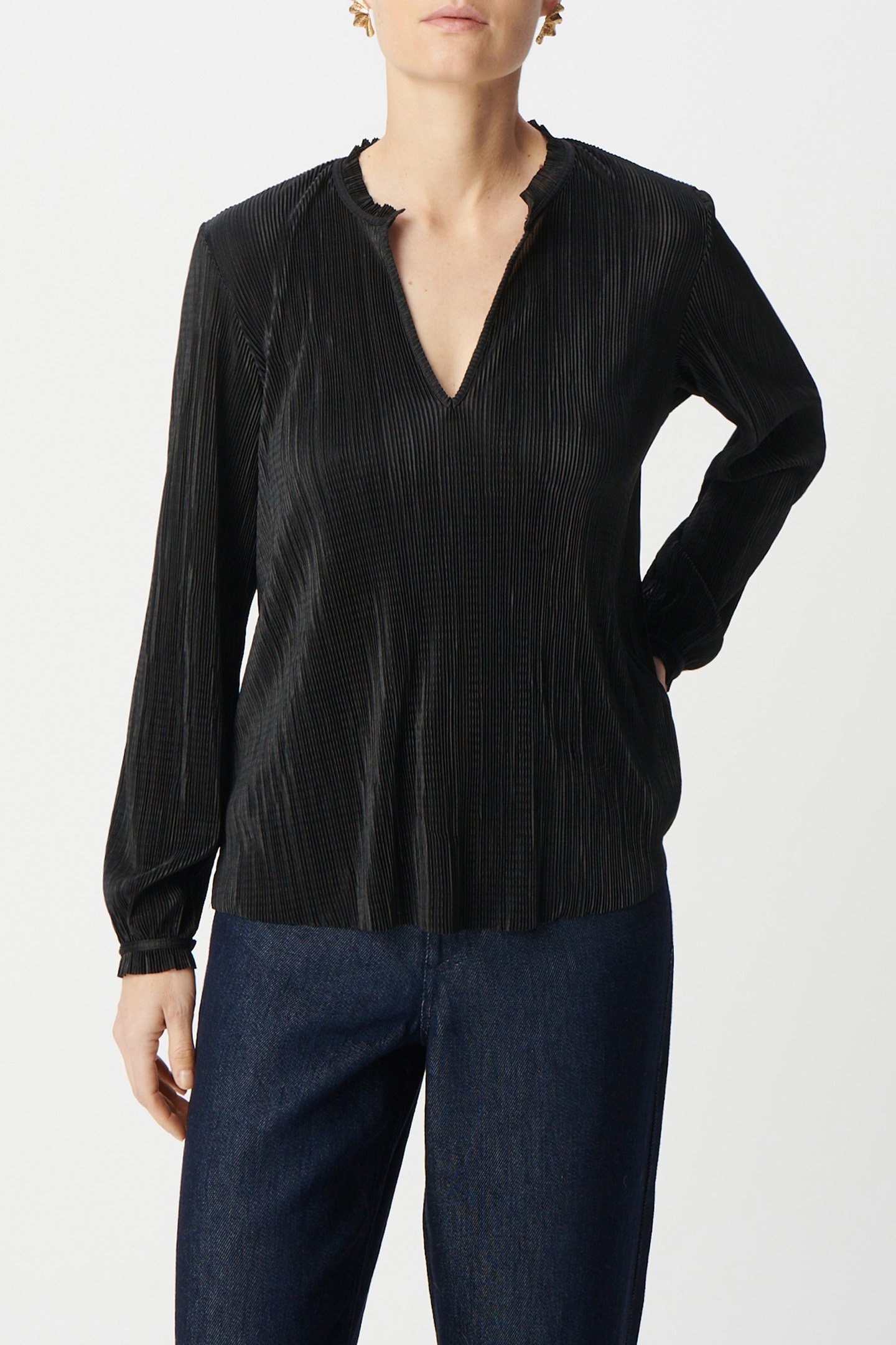 BLACK PLEATED COLLARED BLOUSE 1