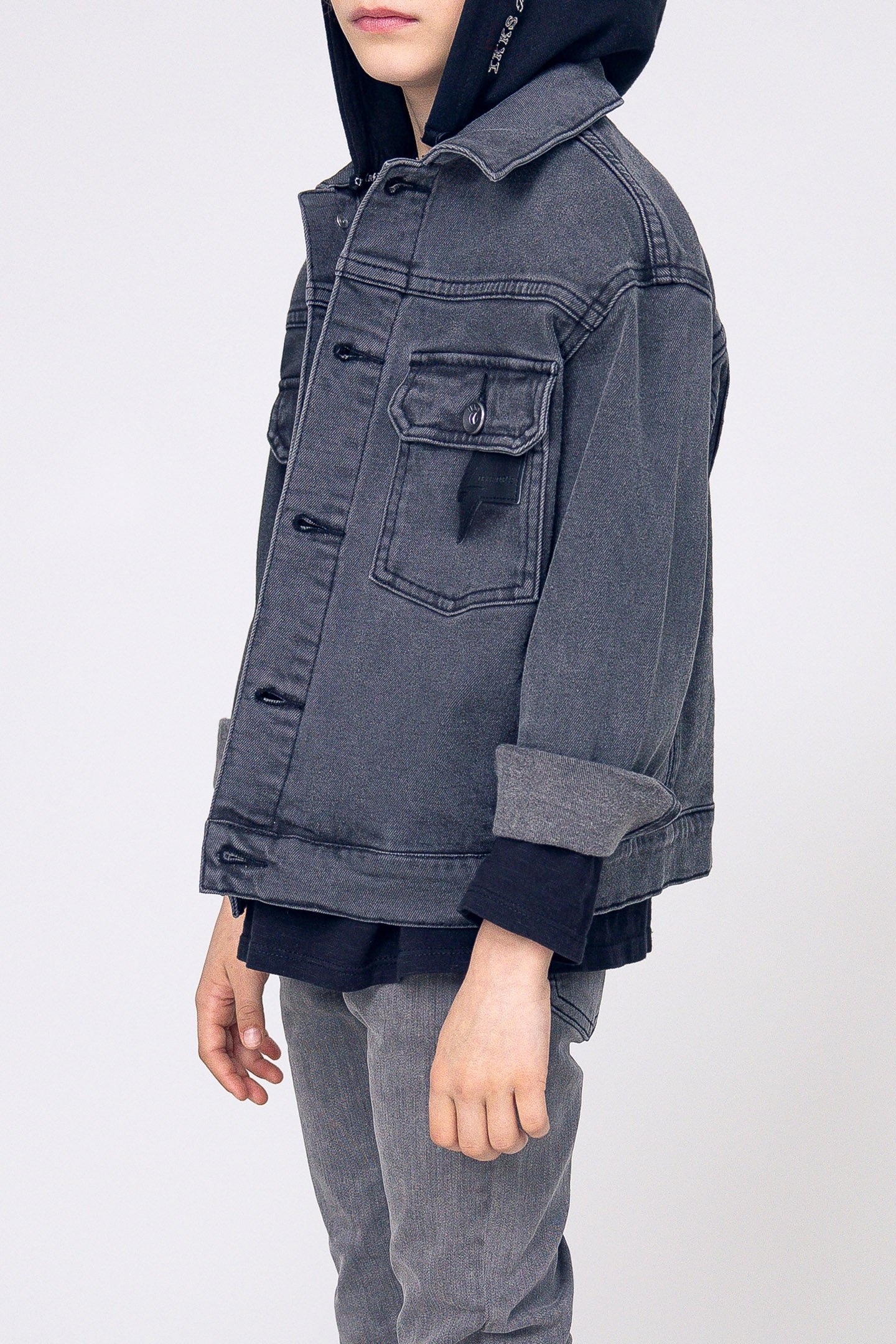 BOY'S WASHED GRAY DENIM JACKET WITH REMOVABLE HOOD 3