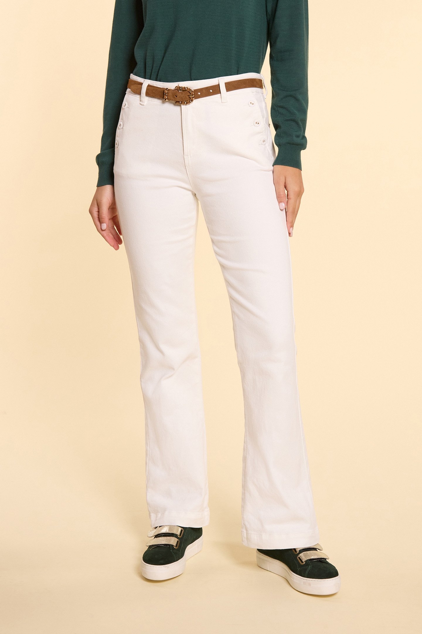 OFF-WHITE FLARED JEANS WITH BUTTONED POCKETS 1