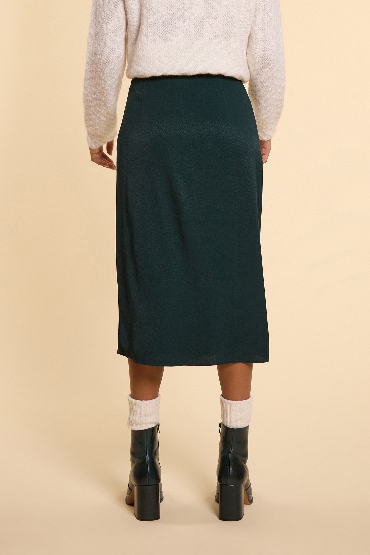 MIDNIGHT GREEN MIDI SKIRT SIDE SLIT 2