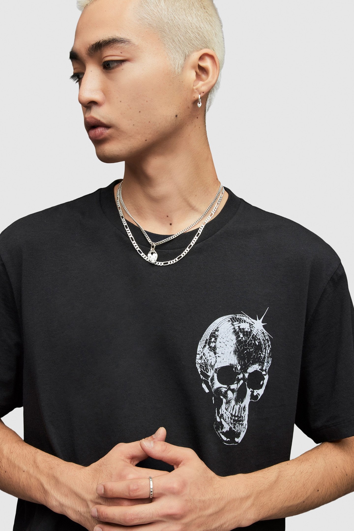 MIRRORSKULL SS CREW JET BLACK 6