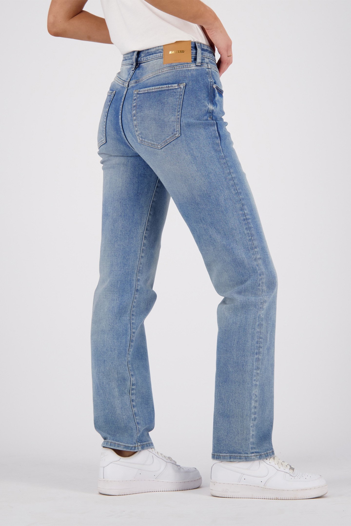 DAWN YOKE JEANS MID BLUE STONE 3