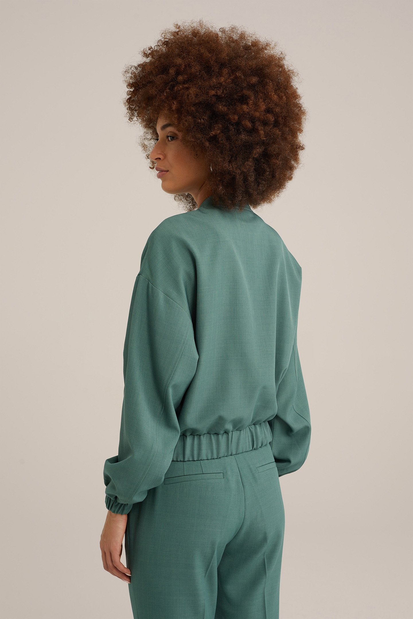 BOMBER LIGHT GREEN 2