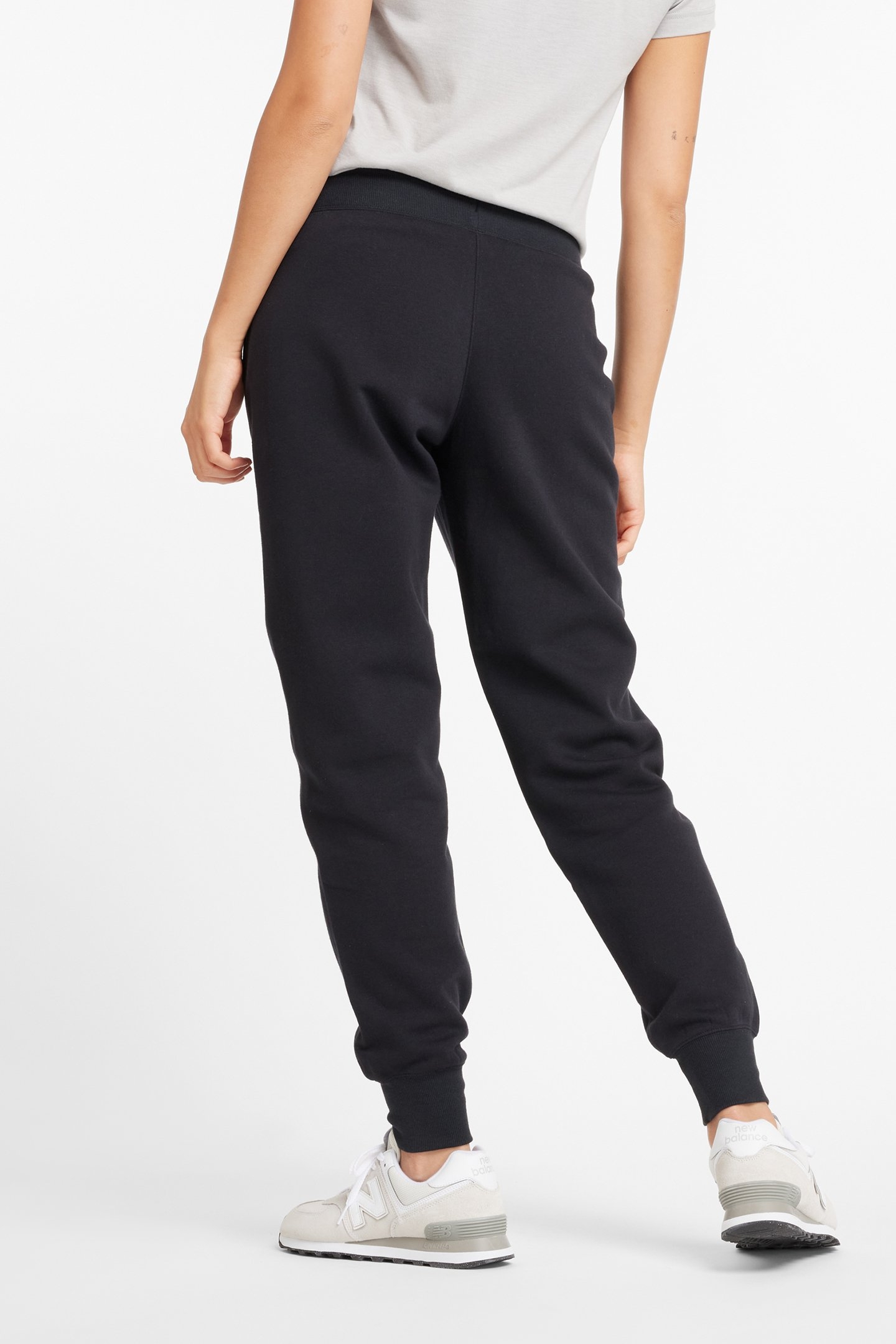 SLIM JOGGERS IN BLACK 2