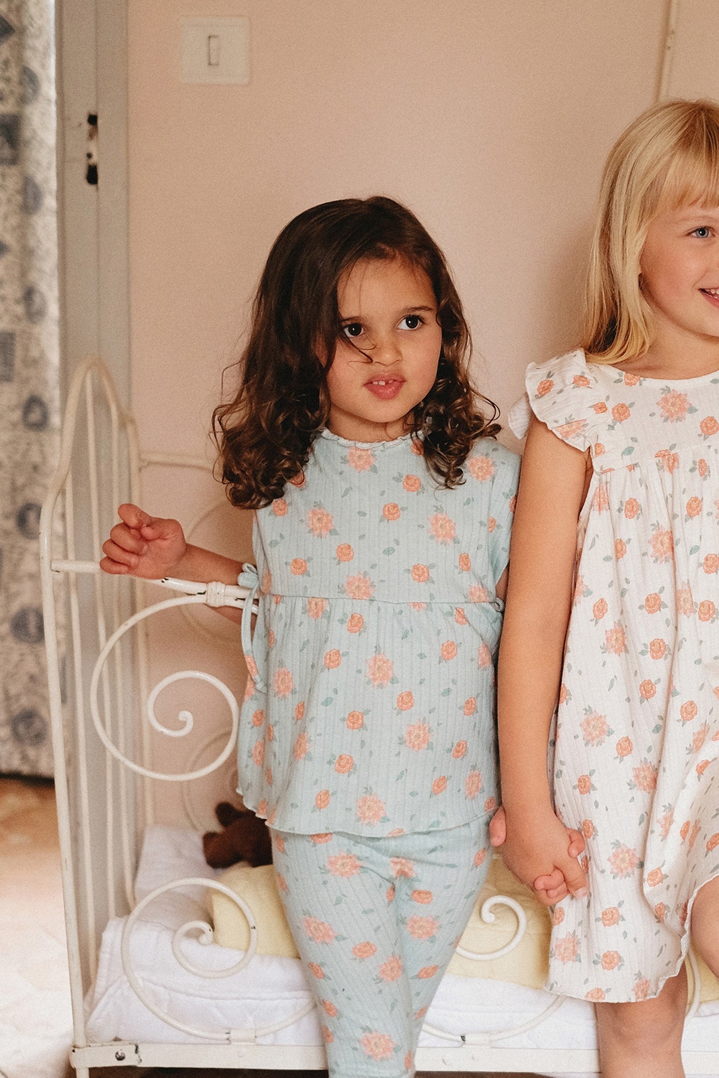 TOP ANGIKA VINTAGE BLUE FLOWERS 4