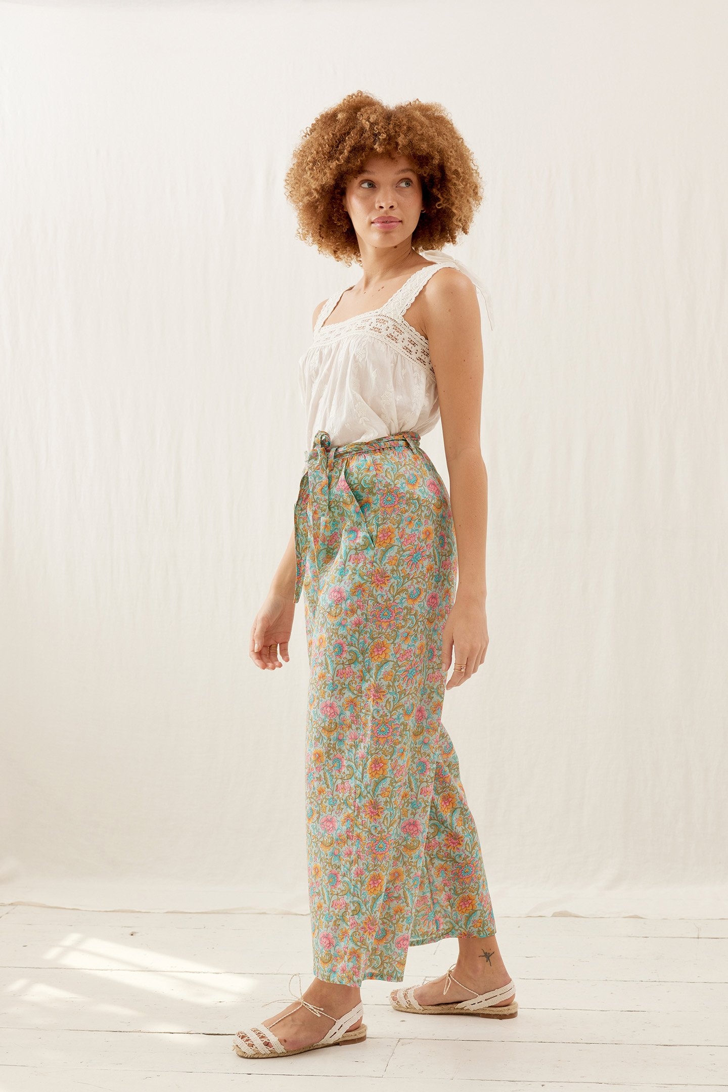 PANTS AMANDINA WATER RIVER FLOWERS 5