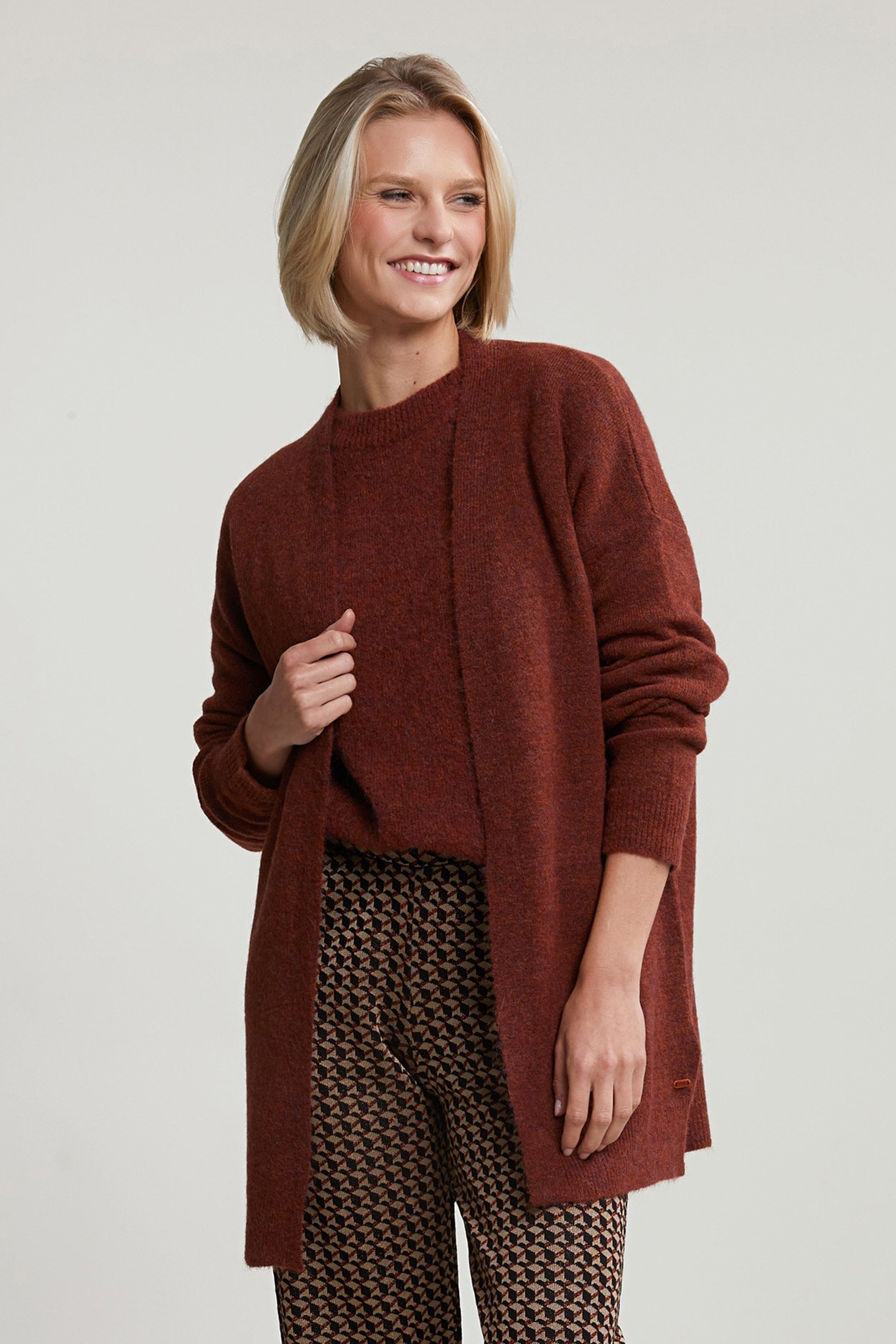 BROWN LONG V-NECK CARDIGAN LONG SLEEVES 1